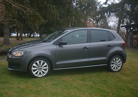 VW Polo Volkswagen V Trendline BlueMotion/BMT