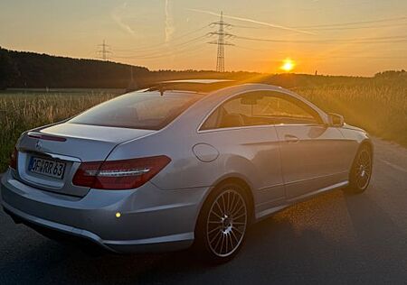 Mercedes-Benz E 350 E Coupe 350CDI