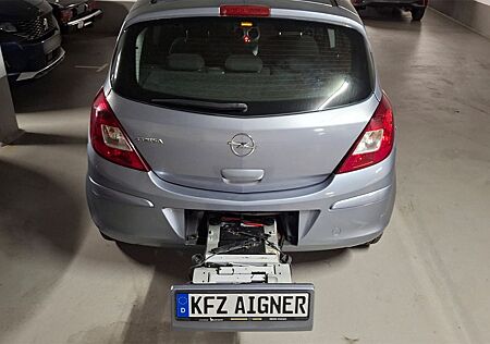 Opel Corsa D | TÜV NEU bis 06/27 | Fahrradträger