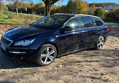 Peugeot 308 SW Style BlueHDi 120 AHK RFK SH Panodach