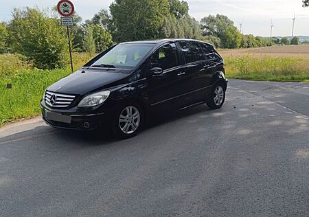 Mercedes-Benz B 180 CDI Automatik TÜV NEU