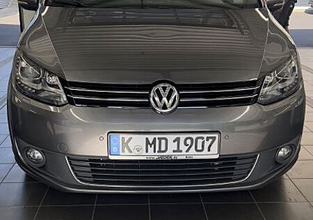 VW Touran Volkswagen 1.6 TDI DSG Comfortline Comfortline