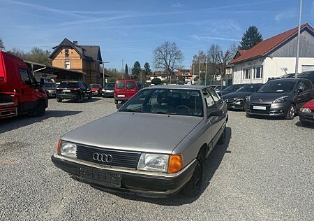 Audi 100