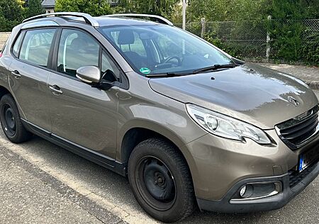 Peugeot 2008 Active PureTech 82 Active scheckheftgepfleg