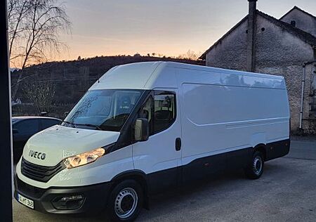 IVECO Daily 3.0L 35-180 MAXI