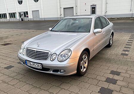 Mercedes-Benz E 200 W211 TÜV 02/27/ Automatik/ Angemeldet!!!