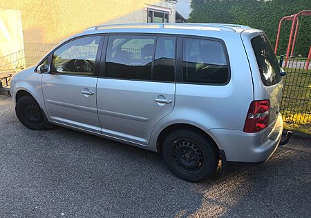 VW Touran Volkswagen 1.9 TDI 74kW Trendline Trendline
