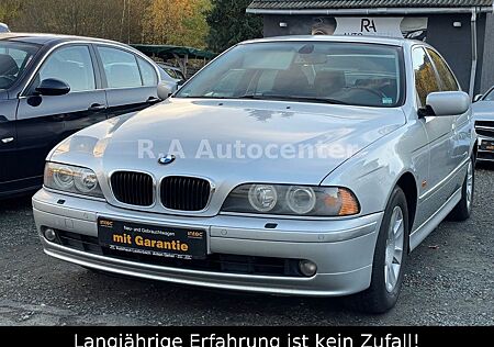 BMW 520i Sport*Tüv Neu*1.Hand*Voll Scheckheft gepf.*