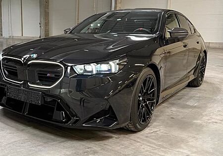 BMW M5 Baureihe Lim. FUL CARBON & CERAMIC