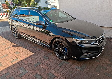 VW Passat Variant Volkswagen 2.0 TSI OPF DSG 4MOTION Highl...