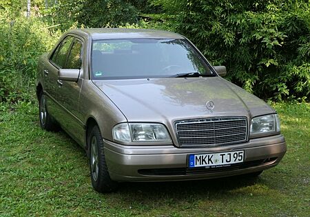 Mercedes-Benz C 180 ELEGANCE Elegance