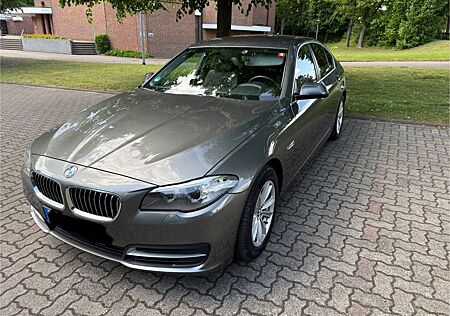 BMW 528i xDrive A -