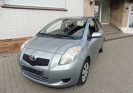 Toyota Yaris 1.0 Sol