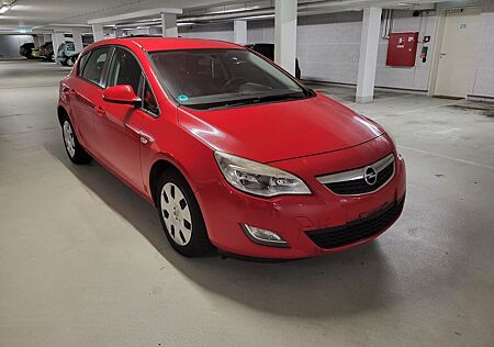 Opel Astra J Lim. 5-trg. Edition Tüv Neu