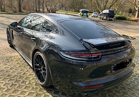Porsche Panamera 4 E-Hybrid - Approved, Sport Design