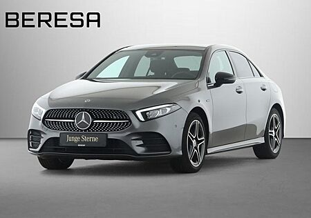 Mercedes-Benz A 250 e AMG Night Pano MBUX SHZ LED AUT Navi