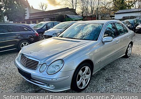 Mercedes-Benz E 200 Xenon Klima Navi 17Zoll Alu Leder Glasdach