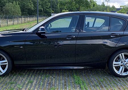 BMW 120d M-Paket, Autom. 8xAlu Alarm Navi Sport