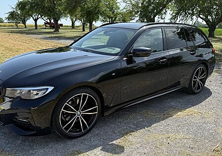 BMW 320d Touring M Sport Automatik M Sport