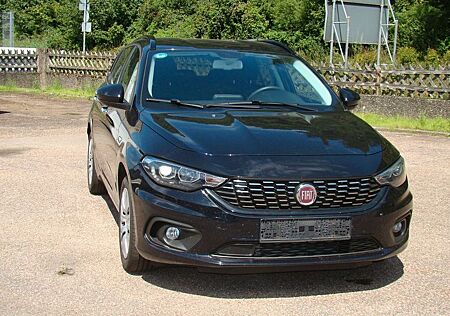 Fiat Tipo 1.4 T-Jet LOUNGE Kombi