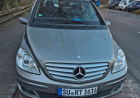 Mercedes-Benz B 200 CDI -