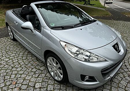 Peugeot 207 CC Platinum 120 Leder Tempomat Klimatronic