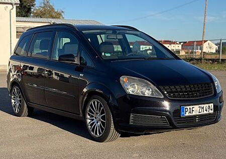 Opel Zafira 1.8 -