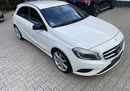 Mercedes-Benz A 200 CDI AMG 18 Zoll/DCT/Navi/Xenon/TopZ