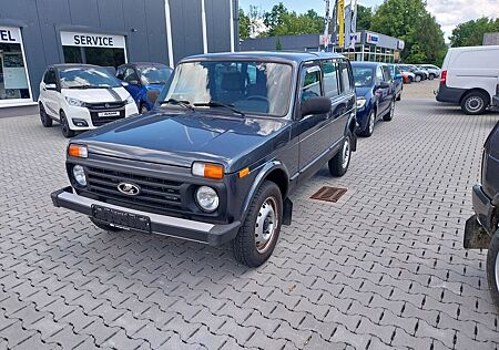 Lada Taiga NIVA LANG 4TÜR AHK HU SERVICE 4*4 *3* AUF LAGER*