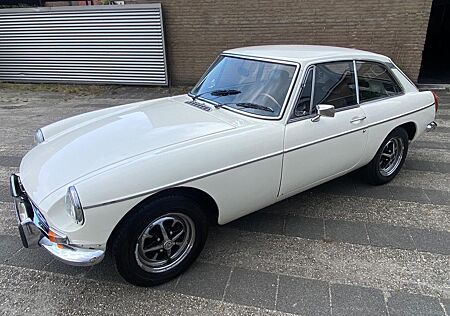 MG MGB 1.8 GT 1976 met overdrive