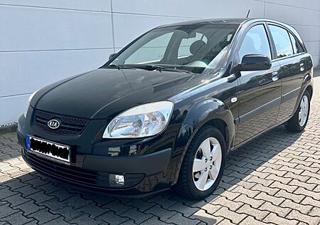 Kia Rio 1.4 EX TOP Scheckheft gepflegt, TÜV 2026