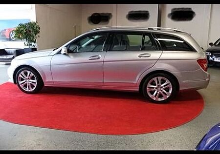 Mercedes-Benz C 220 CDI T AVANTGARDE