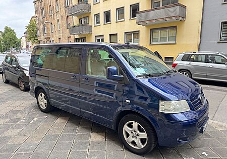 VW T5 Multivan Volkswagen - Camping Ausführung - HU NEU!