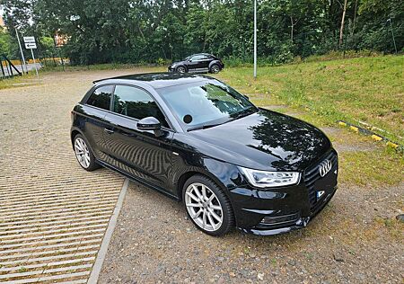 Audi A1 1.4 TFSI S Line Navi DSG Leder