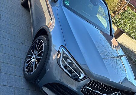 Mercedes-Benz GLC-Klasse GLC 200 4MATIC Autom. - AMG Line - AHK elektr.