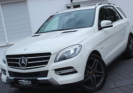 Mercedes-Benz ML 350 CDI 4M *COMAND*ILS*LEDER*MEMORY*21"AMG