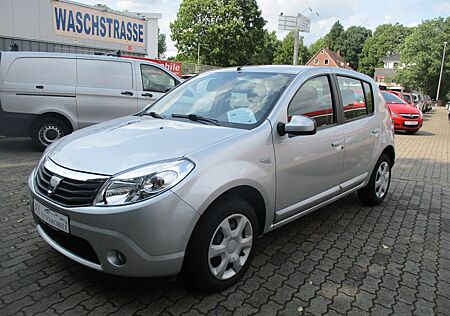 Dacia Sandero Laureate 1.Hand Scheckh Tüv -neu