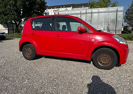 Subaru Justy J13 Trend / Klima / Sommer und Winterreif