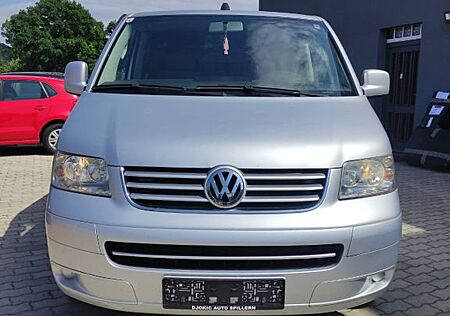 VW T5 Multivan Volkswagen 2,5 TDI