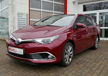 Toyota Auris Touring Sports Auris Touring Hybrid Executive Pano LED 3j Garan