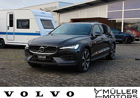 Volvo V60 Cross Country Ultimate AWD