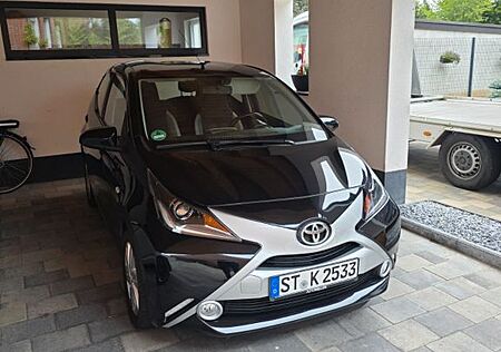 Toyota Aygo (X) ,Kamera, klima