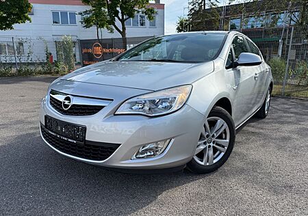 Opel Astra 1.4 Turbo INNOVATION *KLIMA*TÜV NEU*LEDER