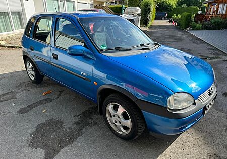 Opel Corsa B 1.0 12V