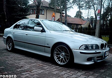 BMW 540i A -