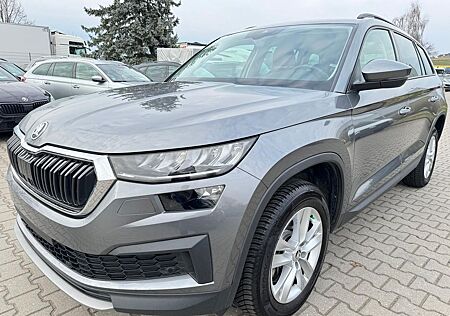 Skoda Kodiaq 2.0TDI Ambition Navi 7-Sitze PDC Kamera