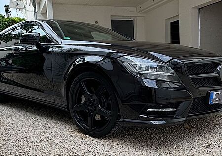 Mercedes-Benz CLS 350 Shooting Brake gebraucht kaufen Mercedes-Benz CLS 350 Shooting Brake -All black- AMG-Line-