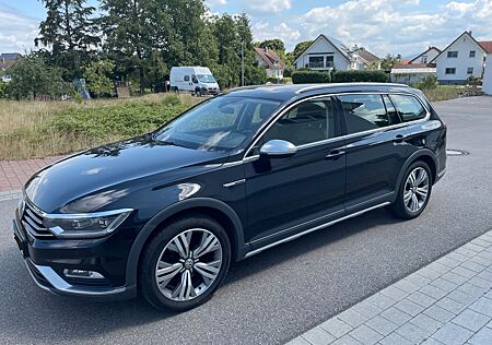 VW Passat Alltrack Volkswagen 2.0 TDI SCR 140kW