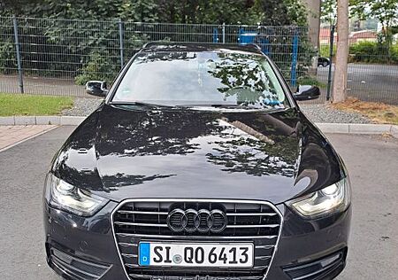 Audi A4 2.0 TDI 110kW clean d. quat. Attraction A...