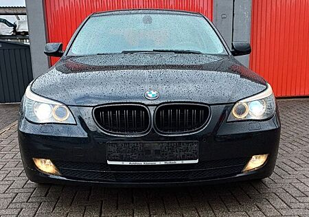 BMW 520i -